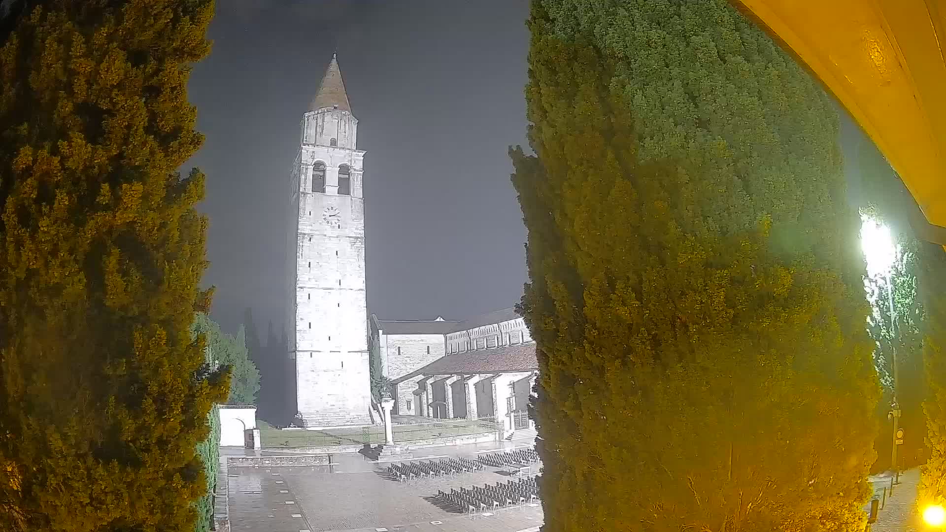 Akvileja – trg Capitolo