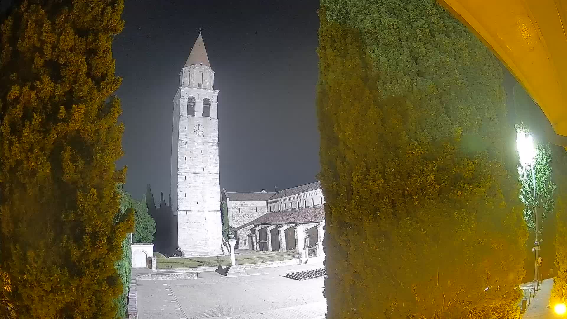 Akvileja – trg Capitolo