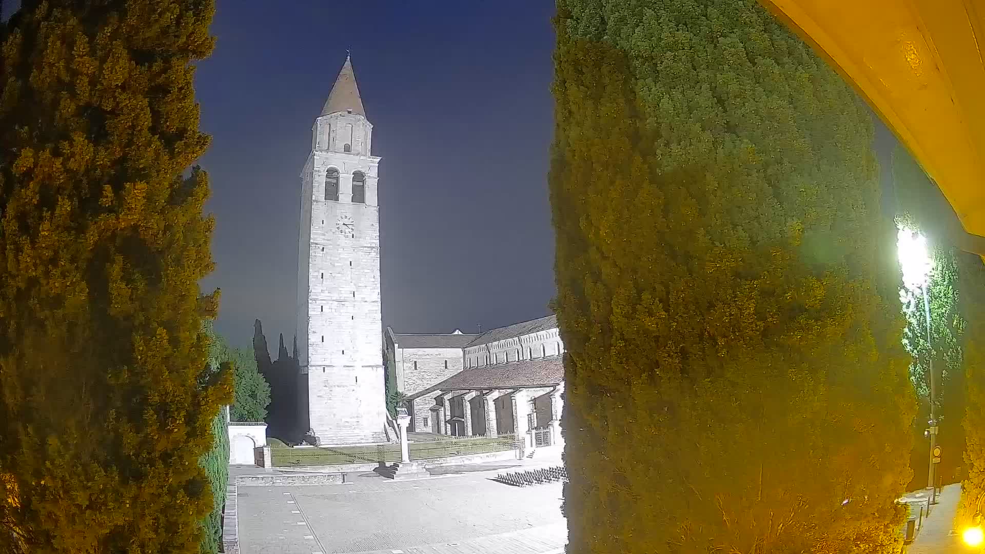 Akvileja – trg Capitolo