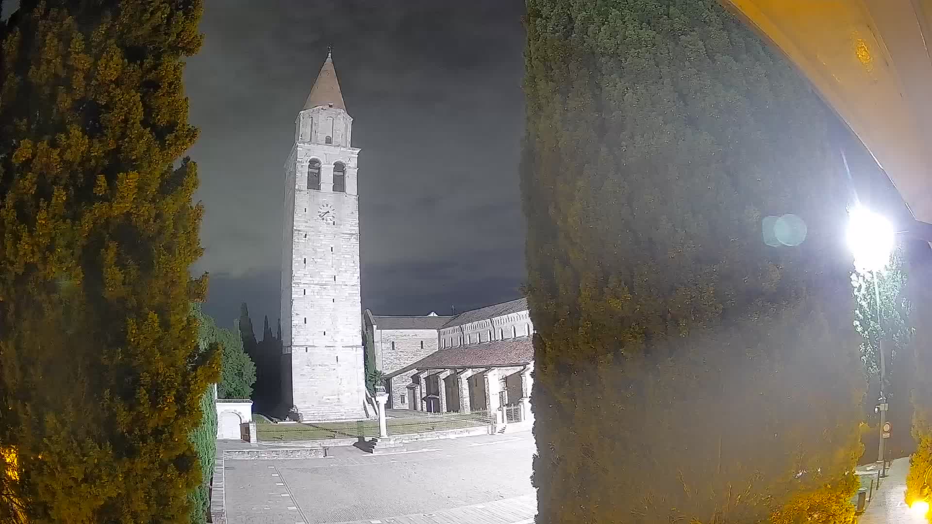 Akvileja – trg Capitolo