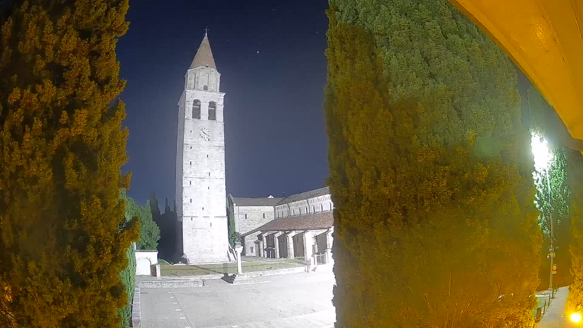 Akvileja – trg Capitolo