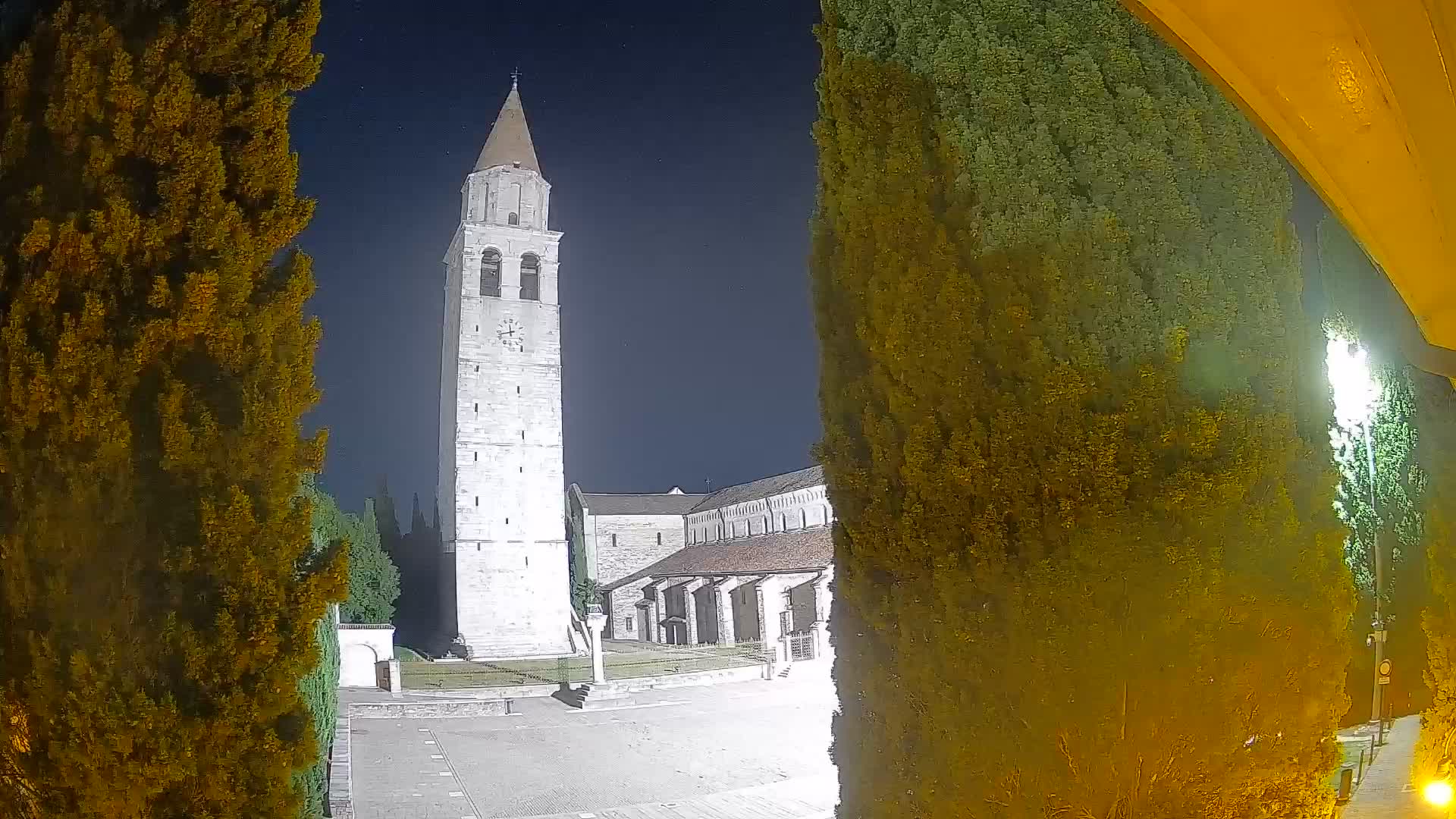 Akvileja – trg Capitolo