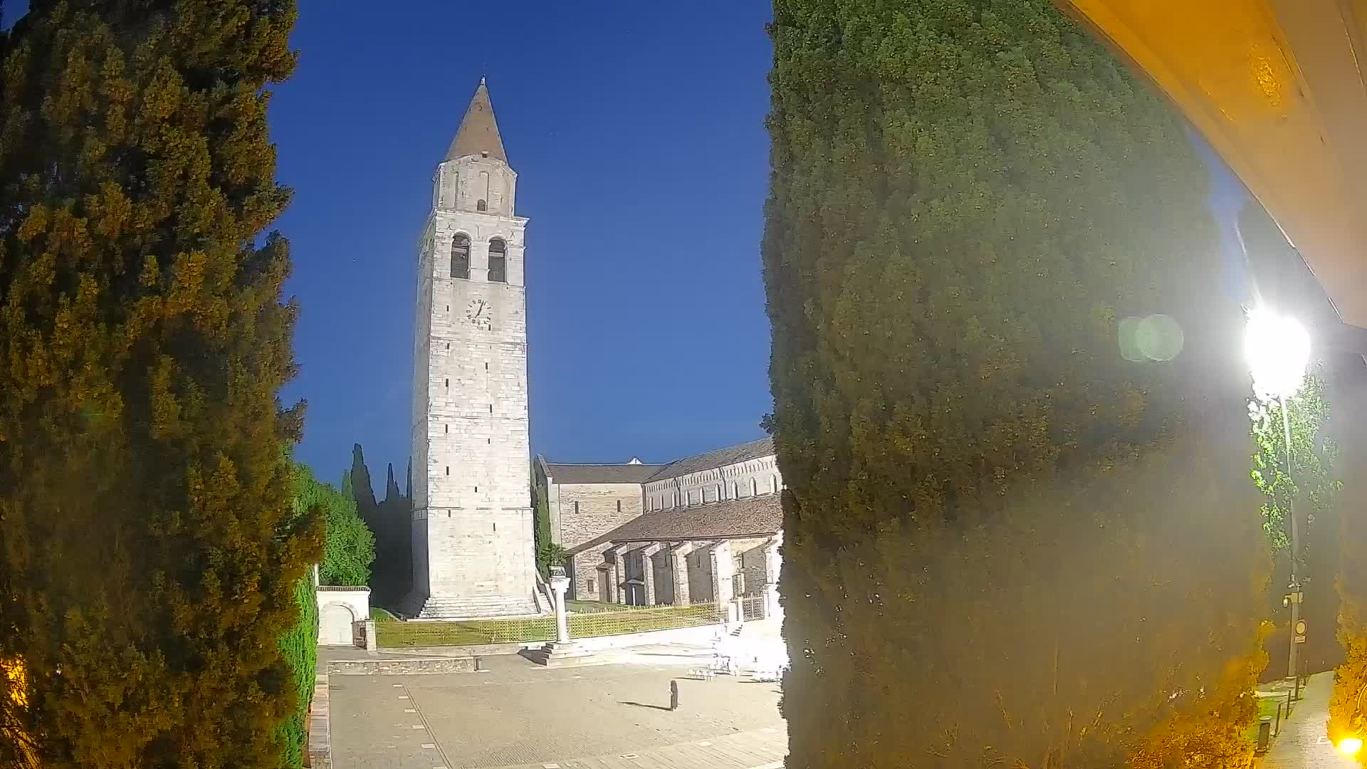 Akvileja – trg Capitolo