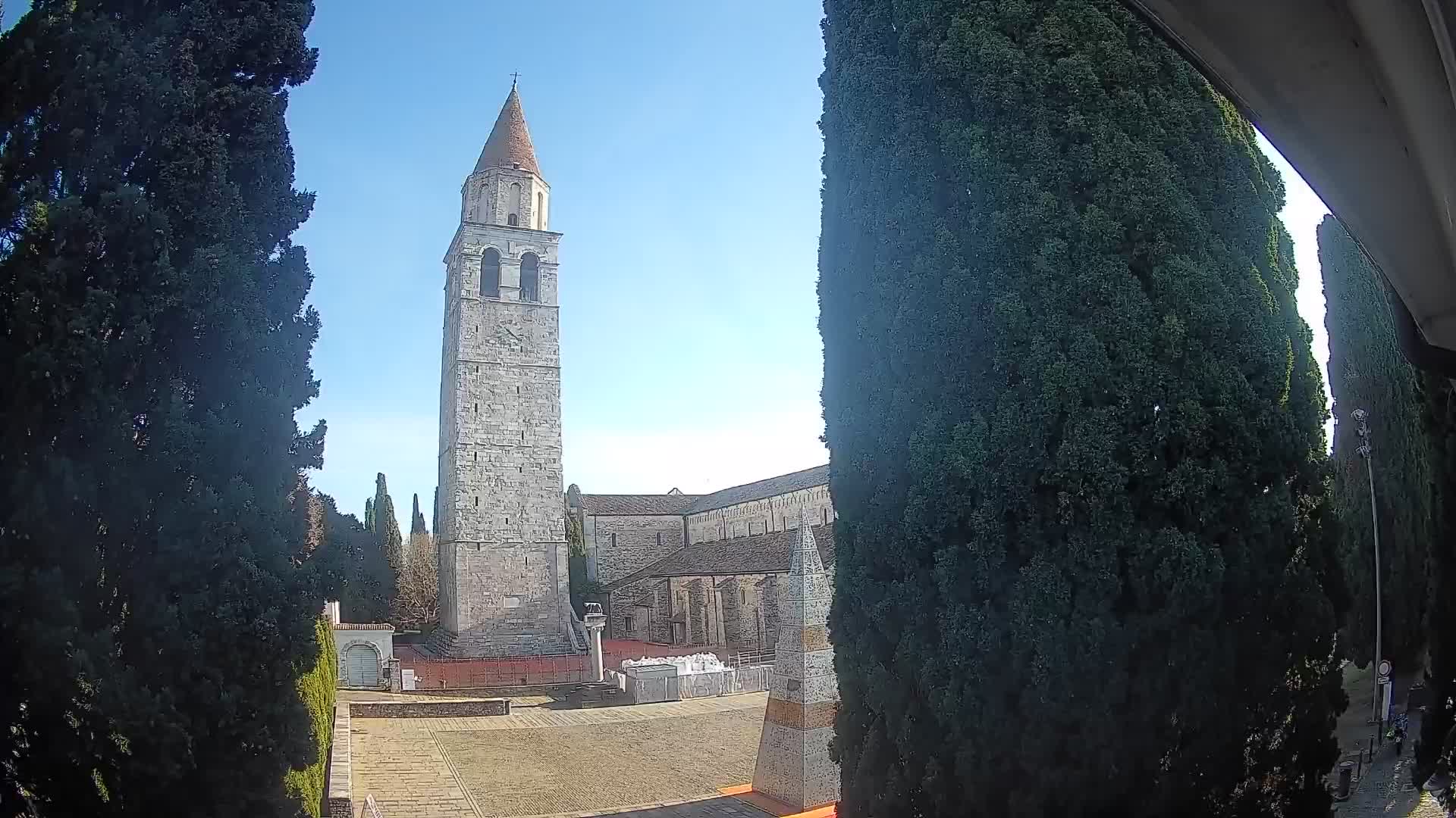 Akvileja – trg Capitolo