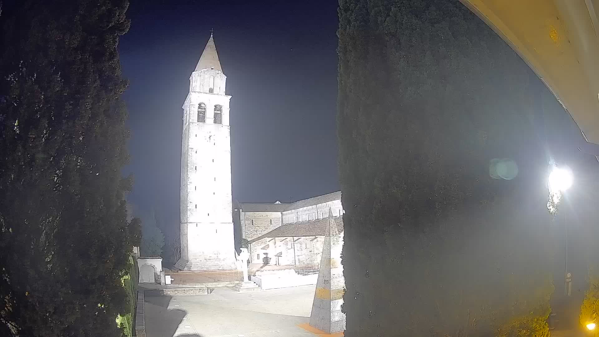 Akvileja – trg Capitolo