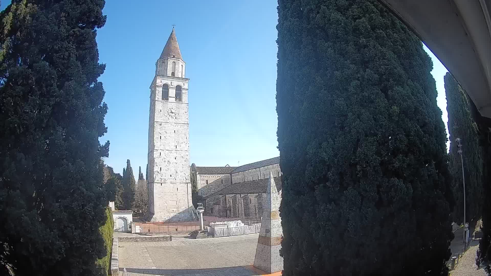 Akvileja – trg Capitolo