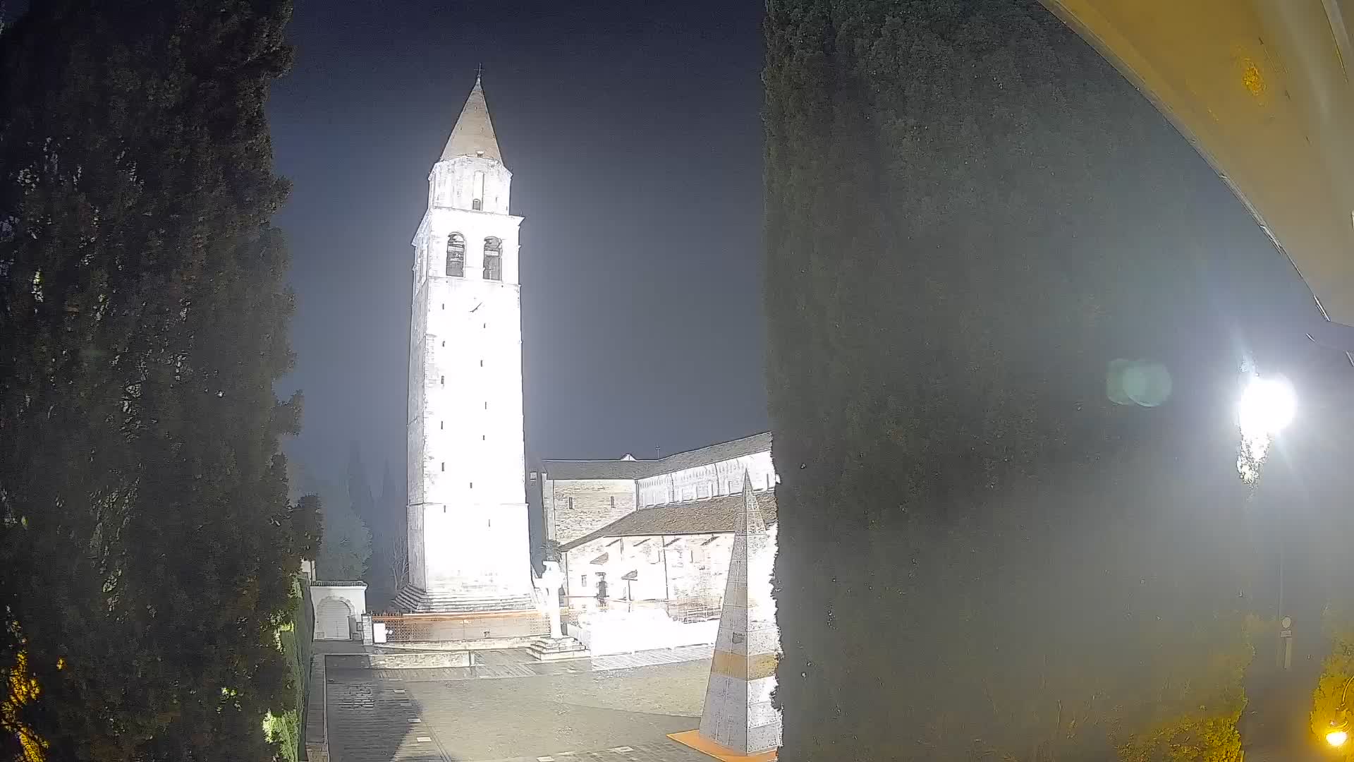 Akvileja – trg Capitolo