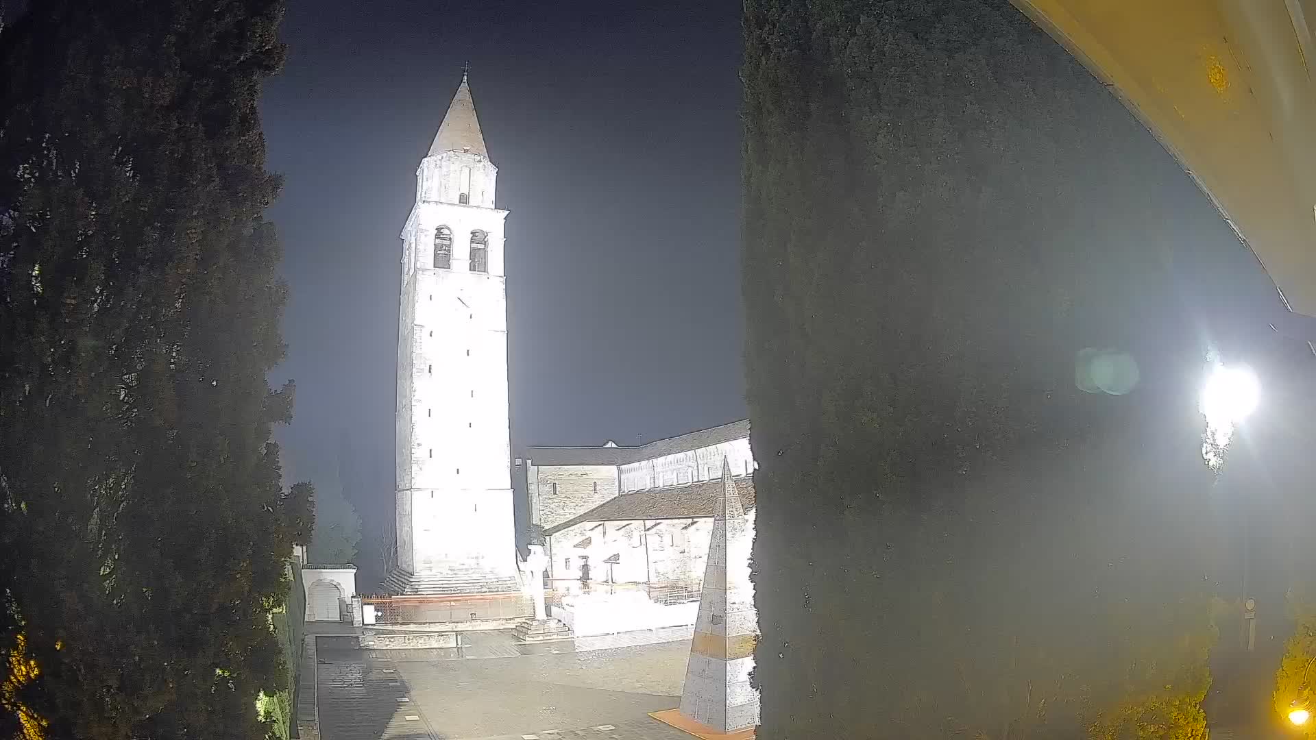 Akvileja – trg Capitolo