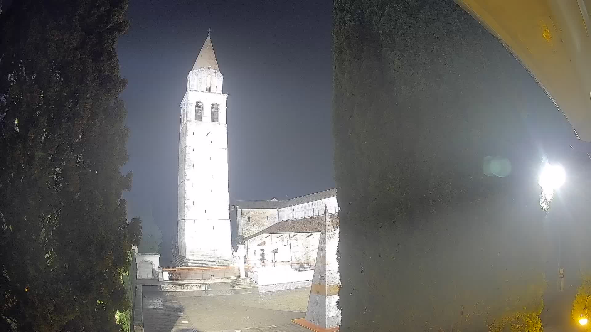 Akvileja – trg Capitolo