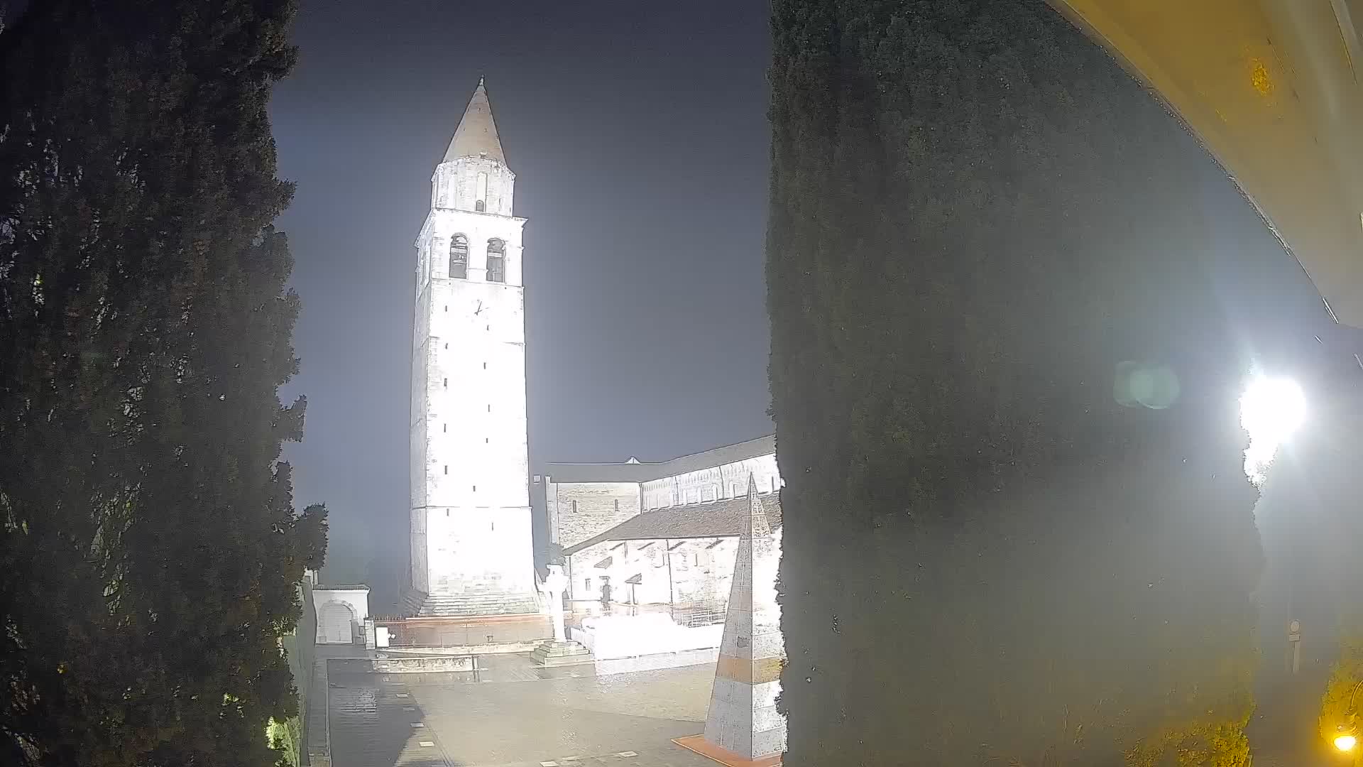 Akvileja – trg Capitolo