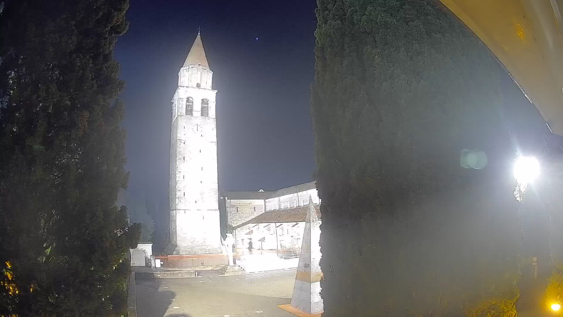 Akvileja – trg Capitolo