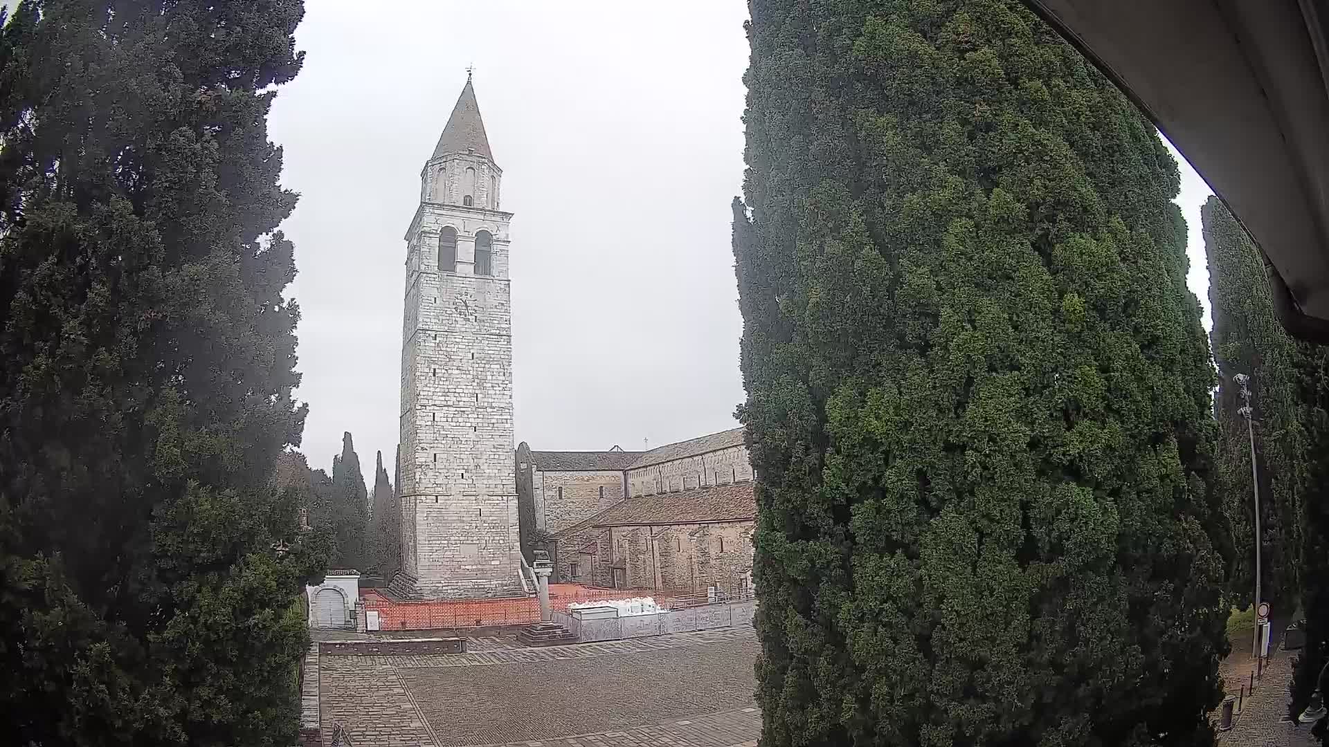 Akvileja – trg Capitolo