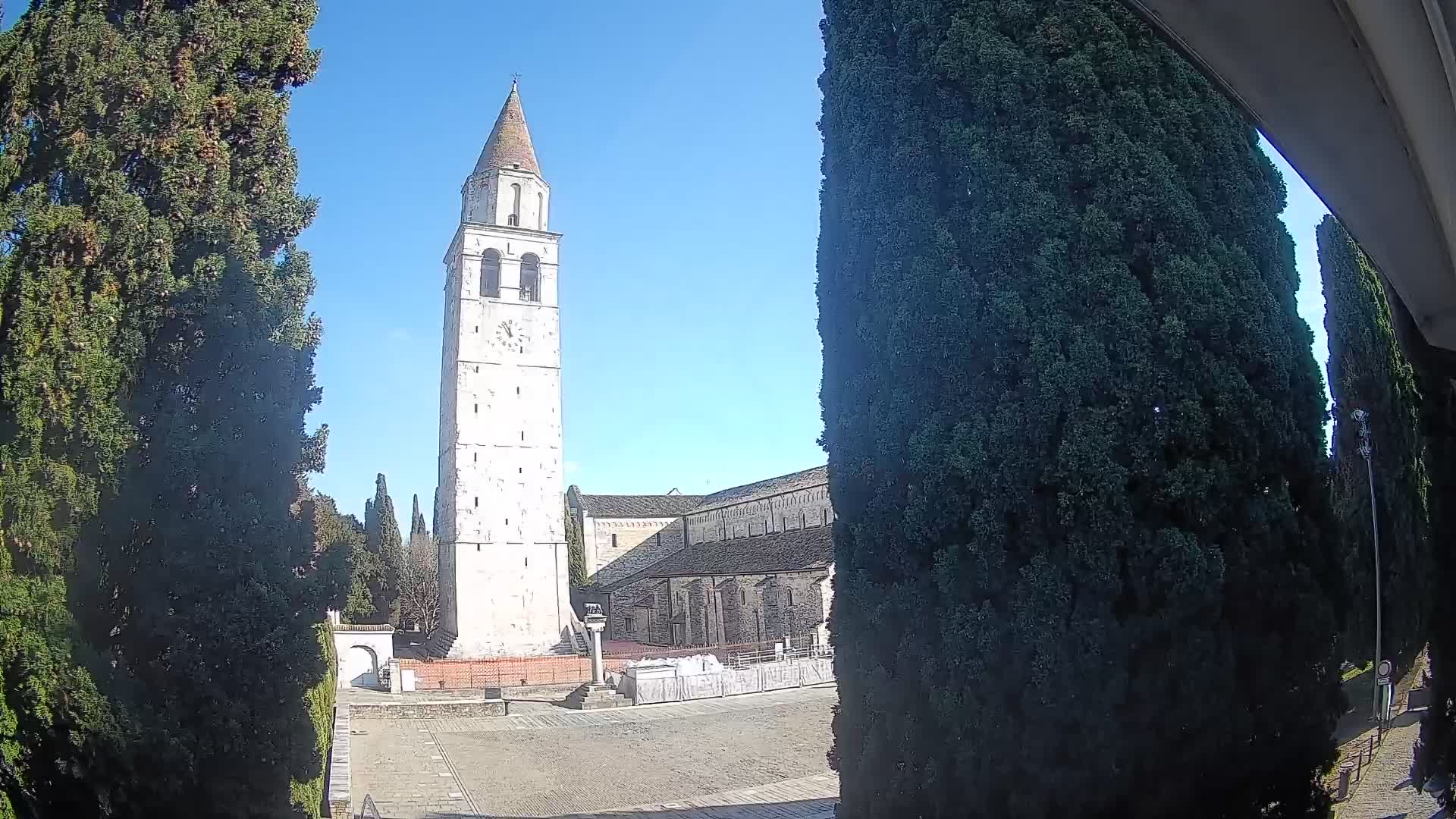 Akvileja – trg Capitolo