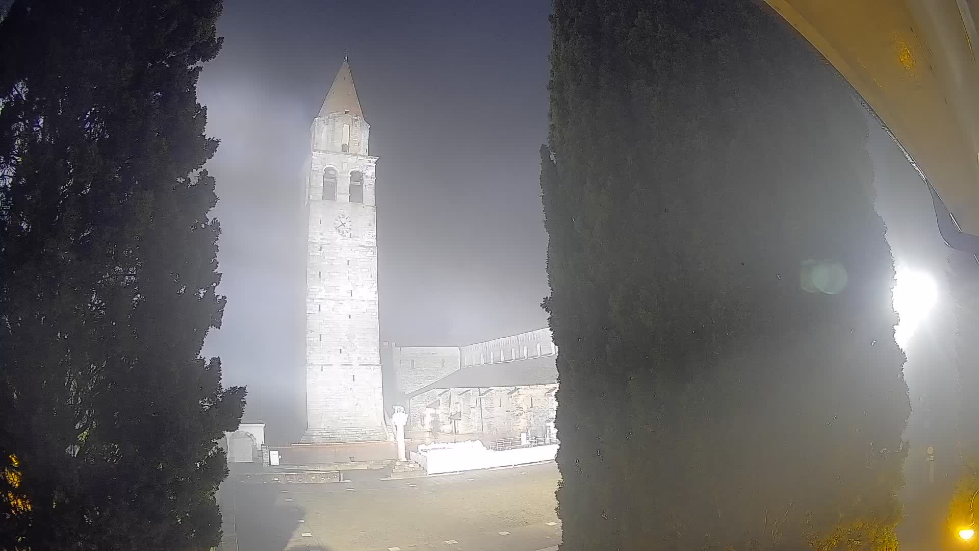 Akvileja – trg Capitolo