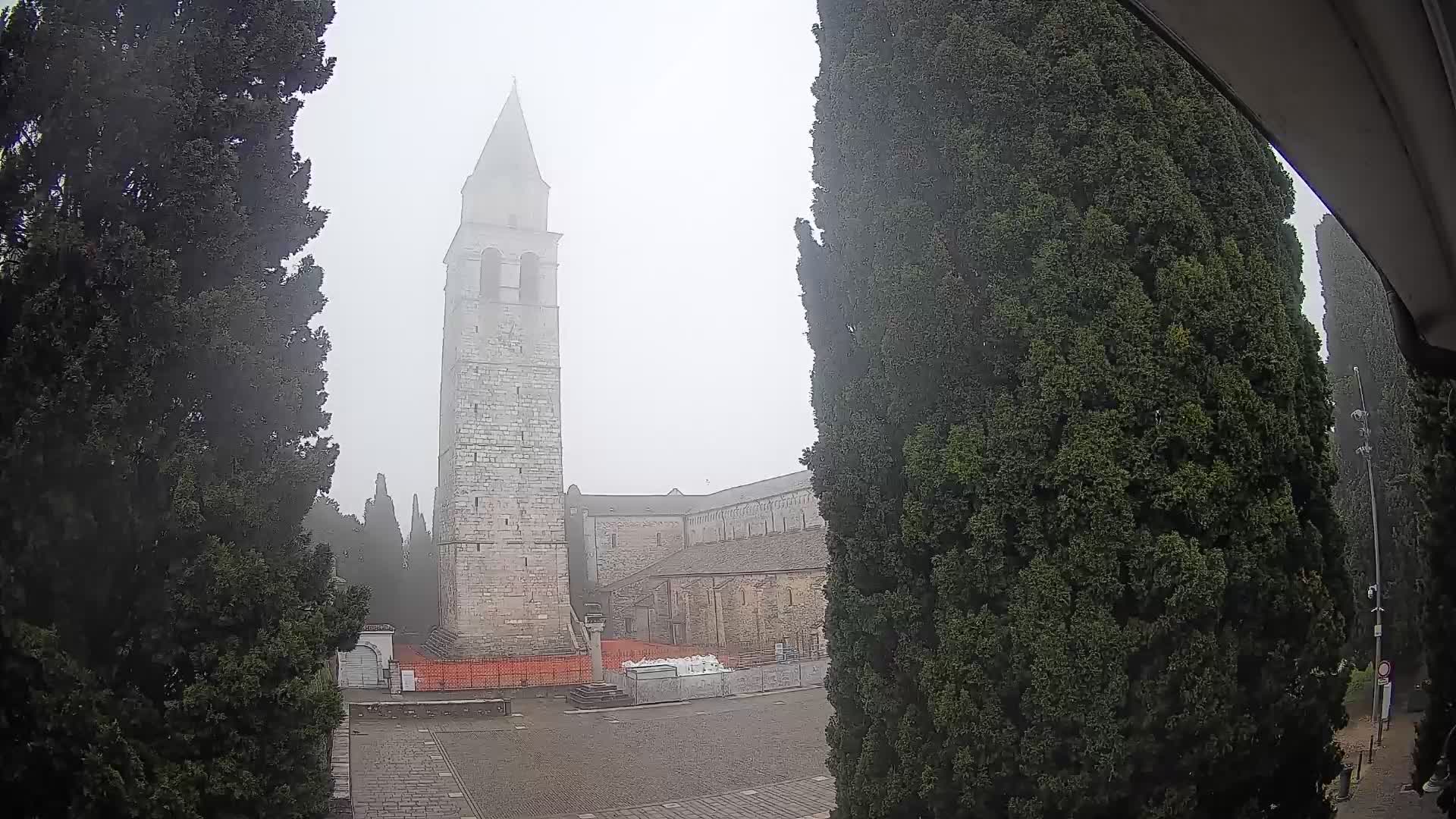 Akvileja – trg Capitolo