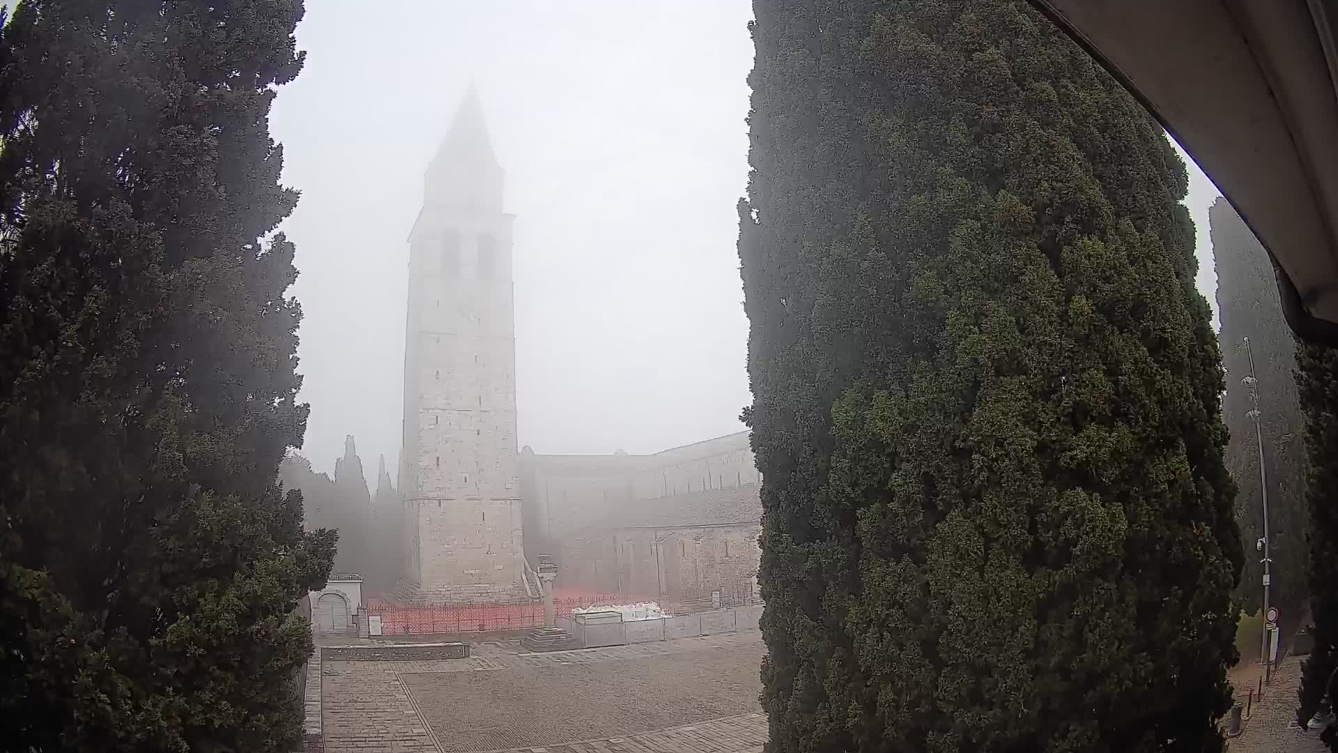 Akvileja – trg Capitolo