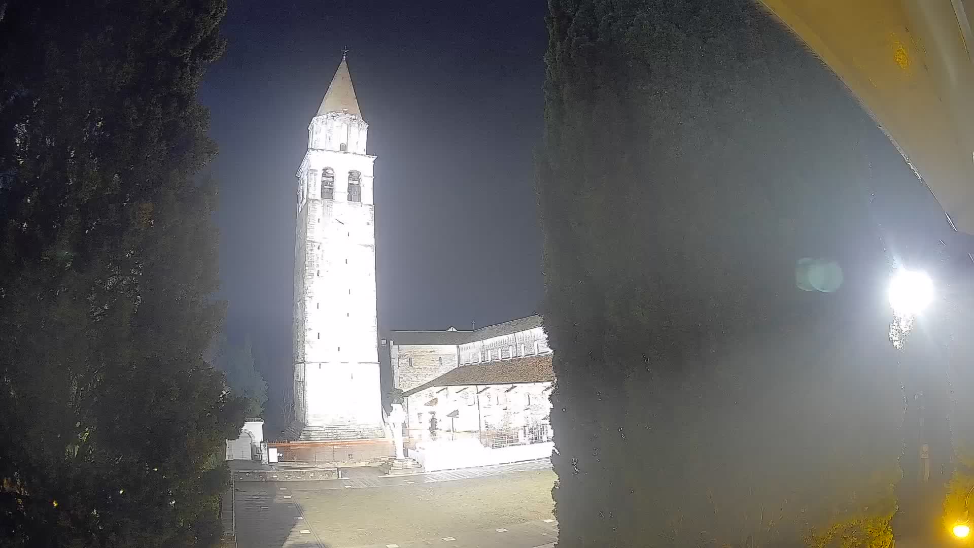 Akvileja – trg Capitolo