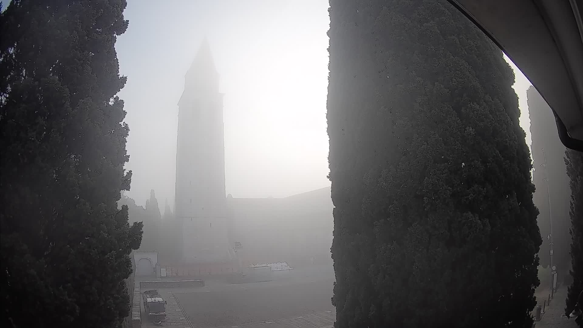 Akvileja – trg Capitolo