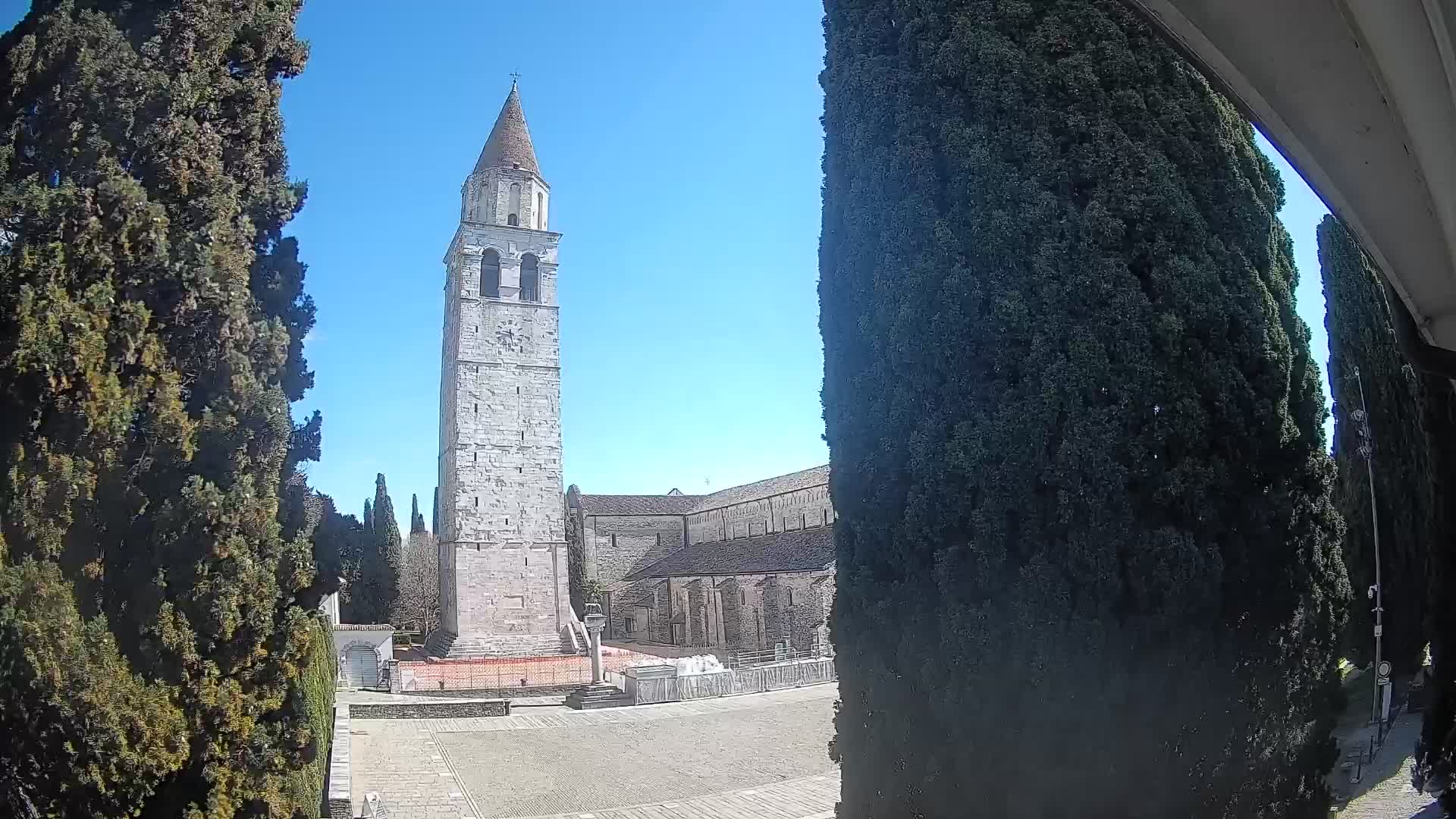 Akvileja – trg Capitolo