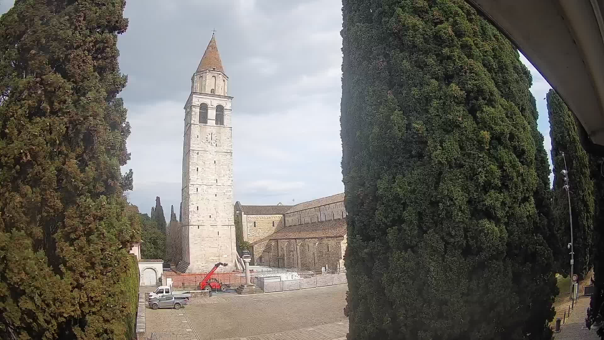 Akvileja – trg Capitolo