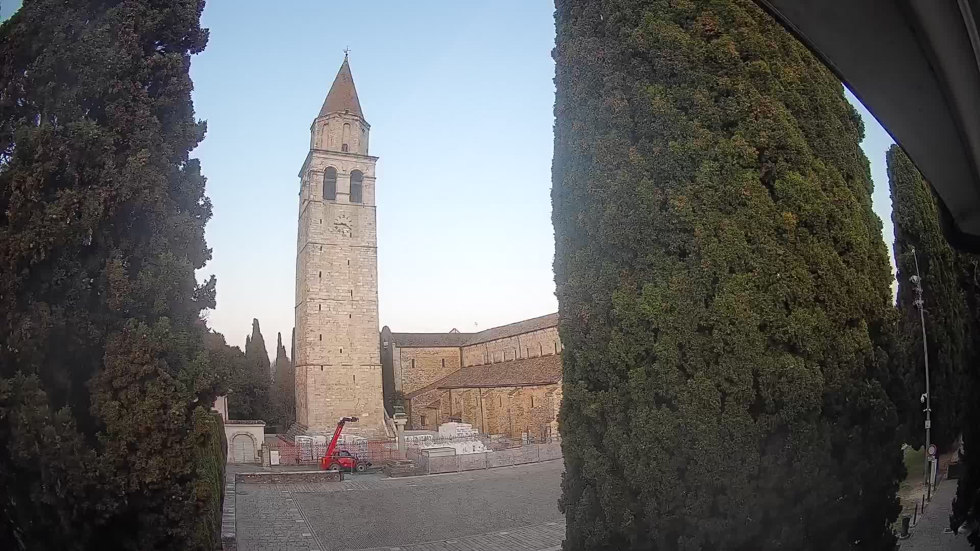 Akvileja – trg Capitolo