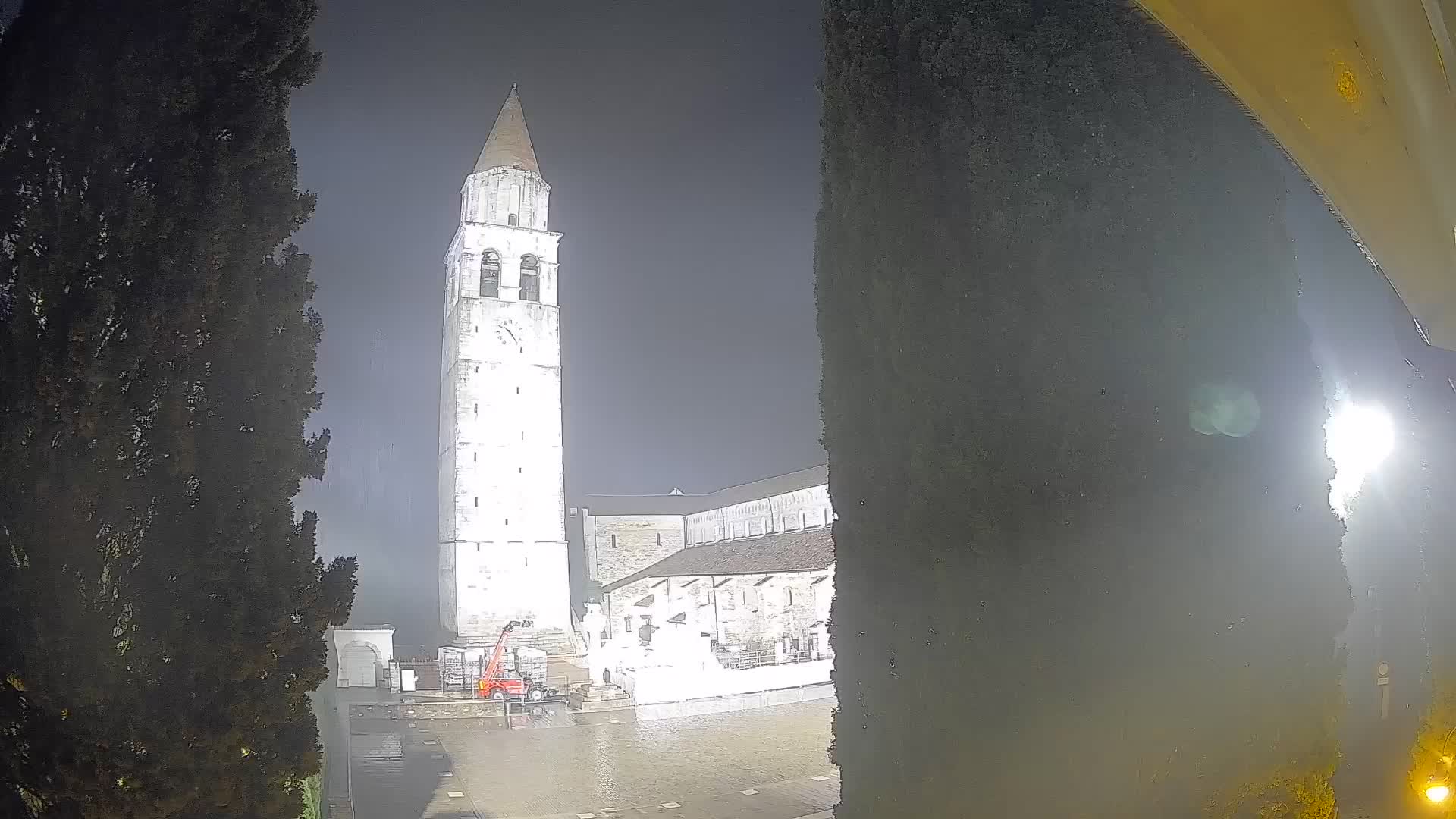 Akvileja – trg Capitolo