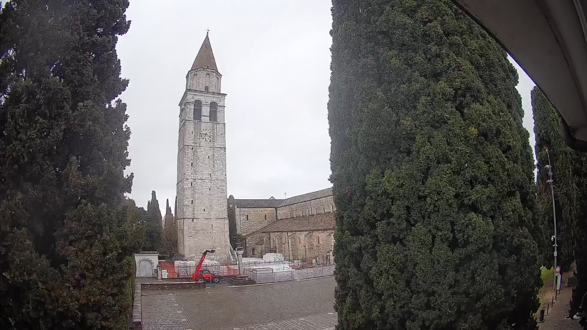 Akvileja – trg Capitolo