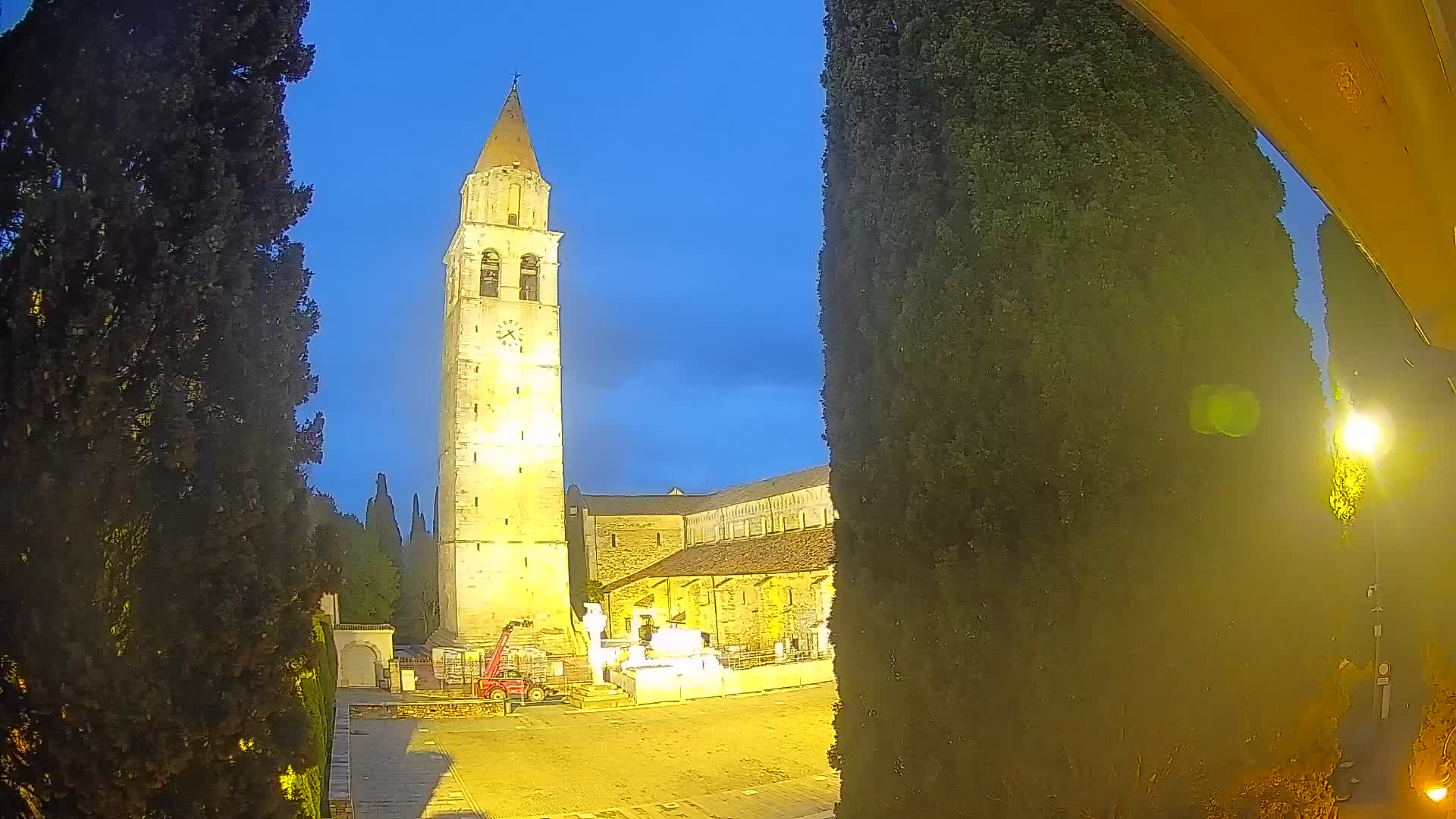 Akvileja – trg Capitolo