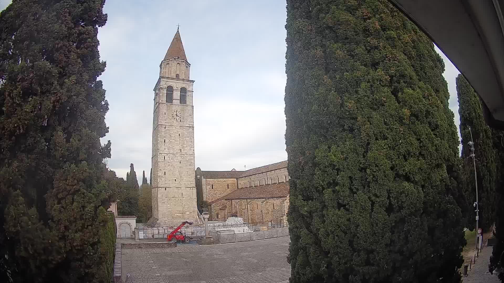 Akvileja – trg Capitolo