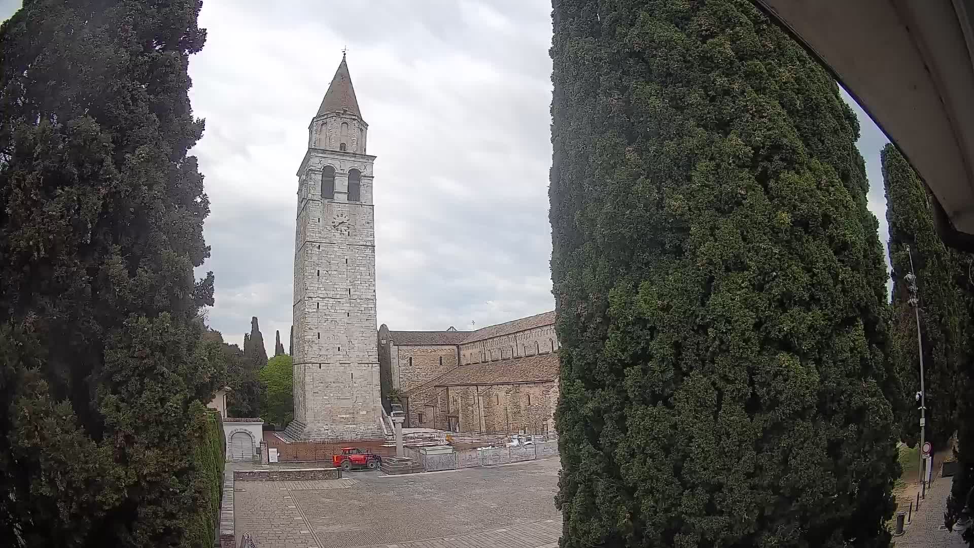 Akvileja – trg Capitolo