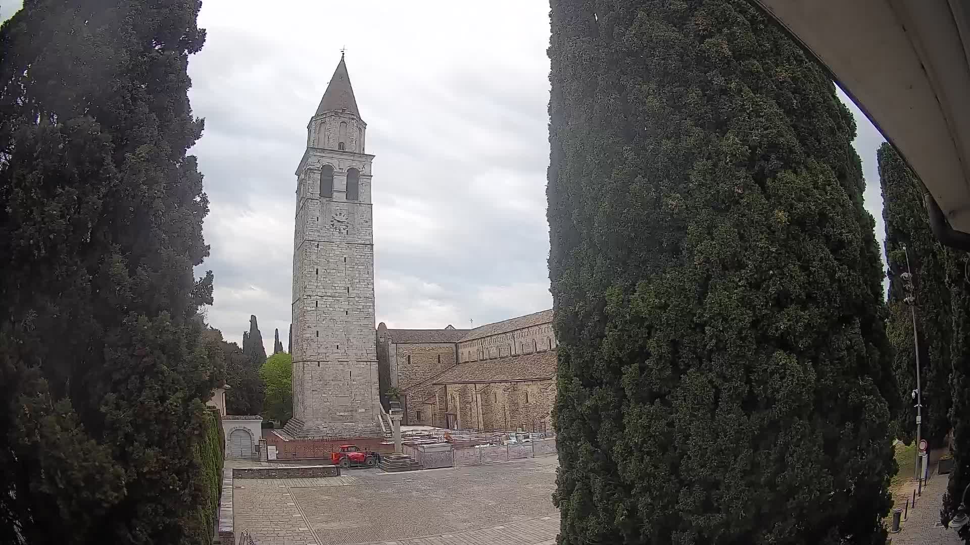 Akvileja – trg Capitolo