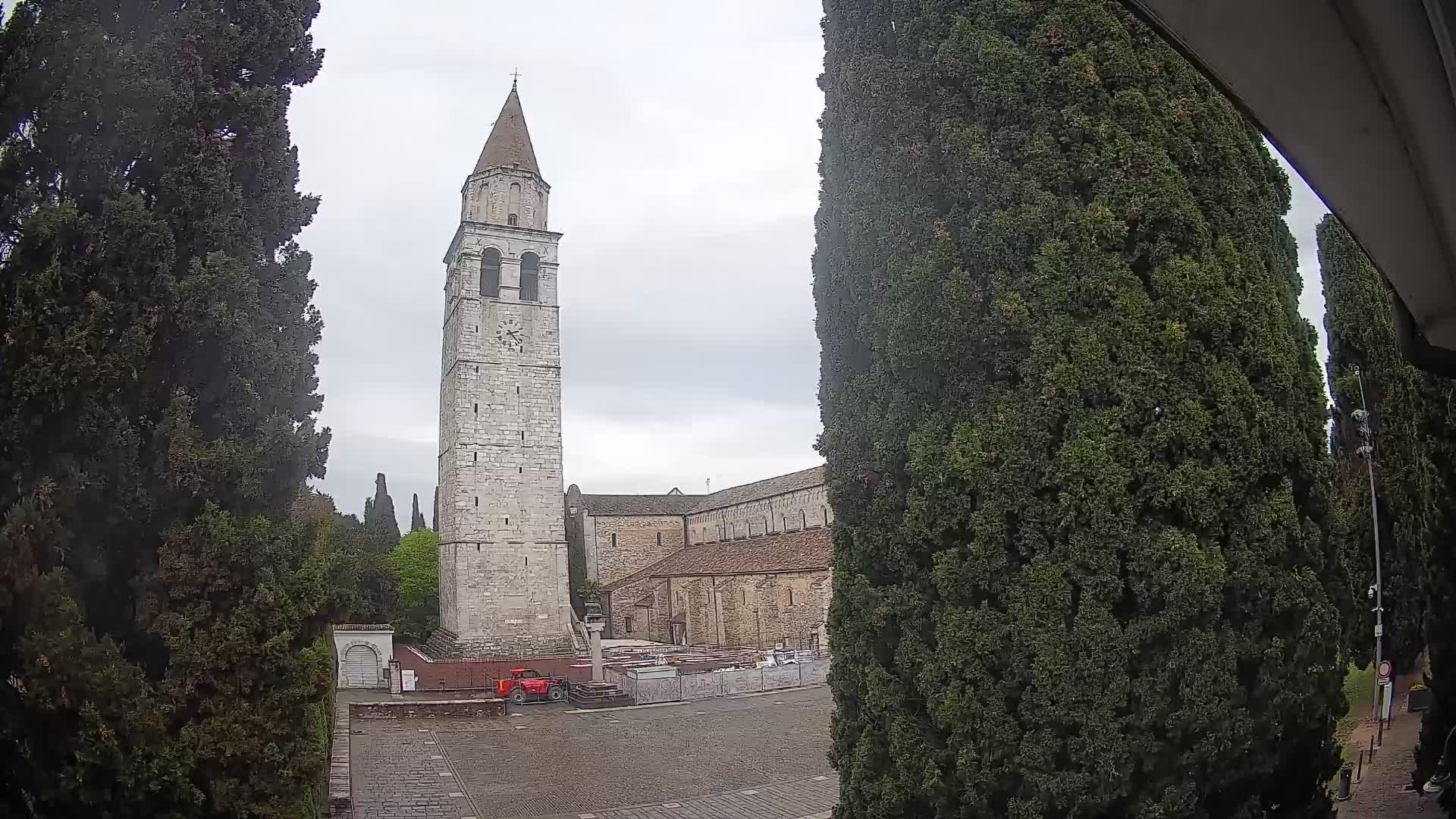 Akvileja – trg Capitolo