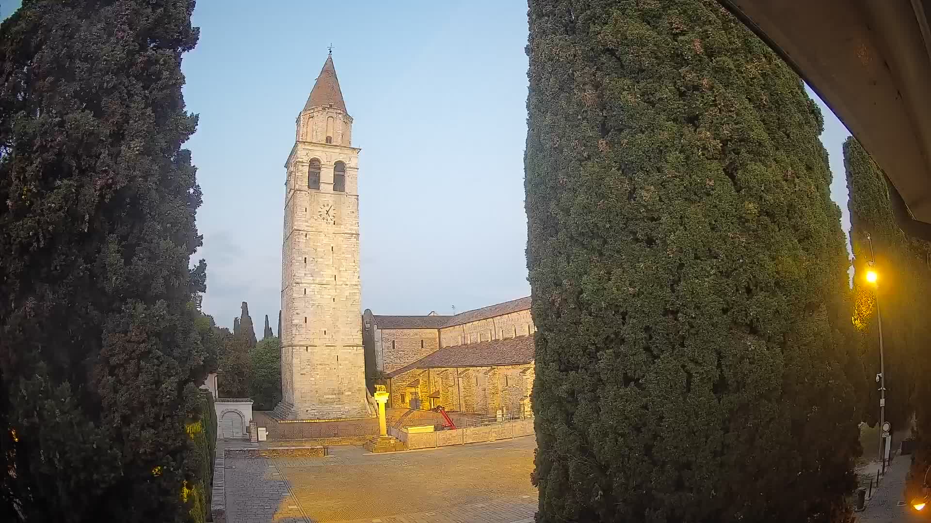 Akvileja – trg Capitolo