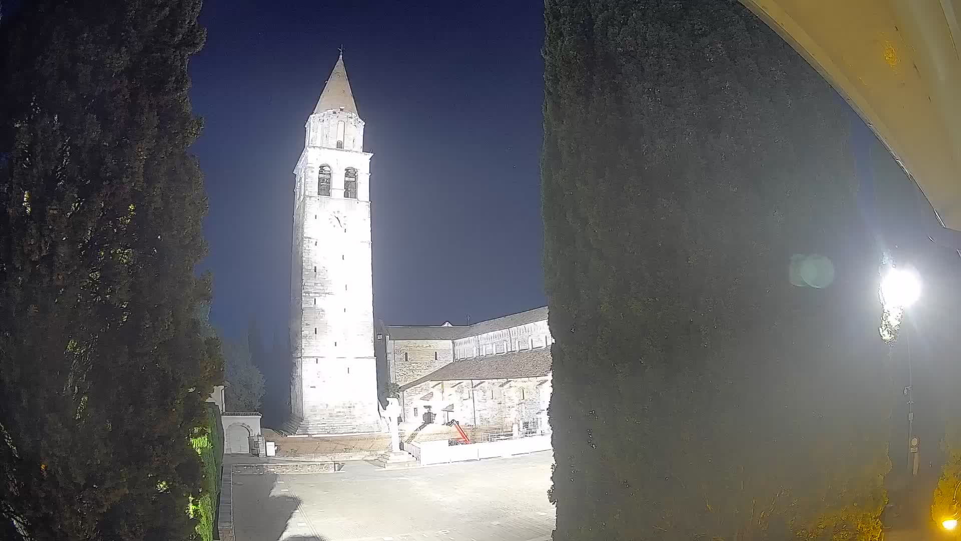 Akvileja – trg Capitolo