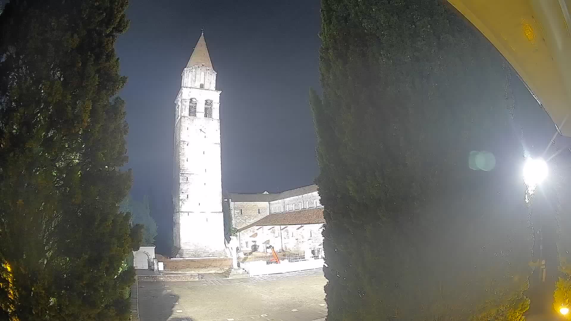 Akvileja – trg Capitolo
