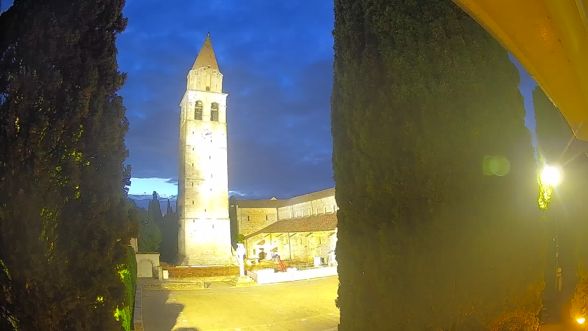 Akvileja – trg Capitolo