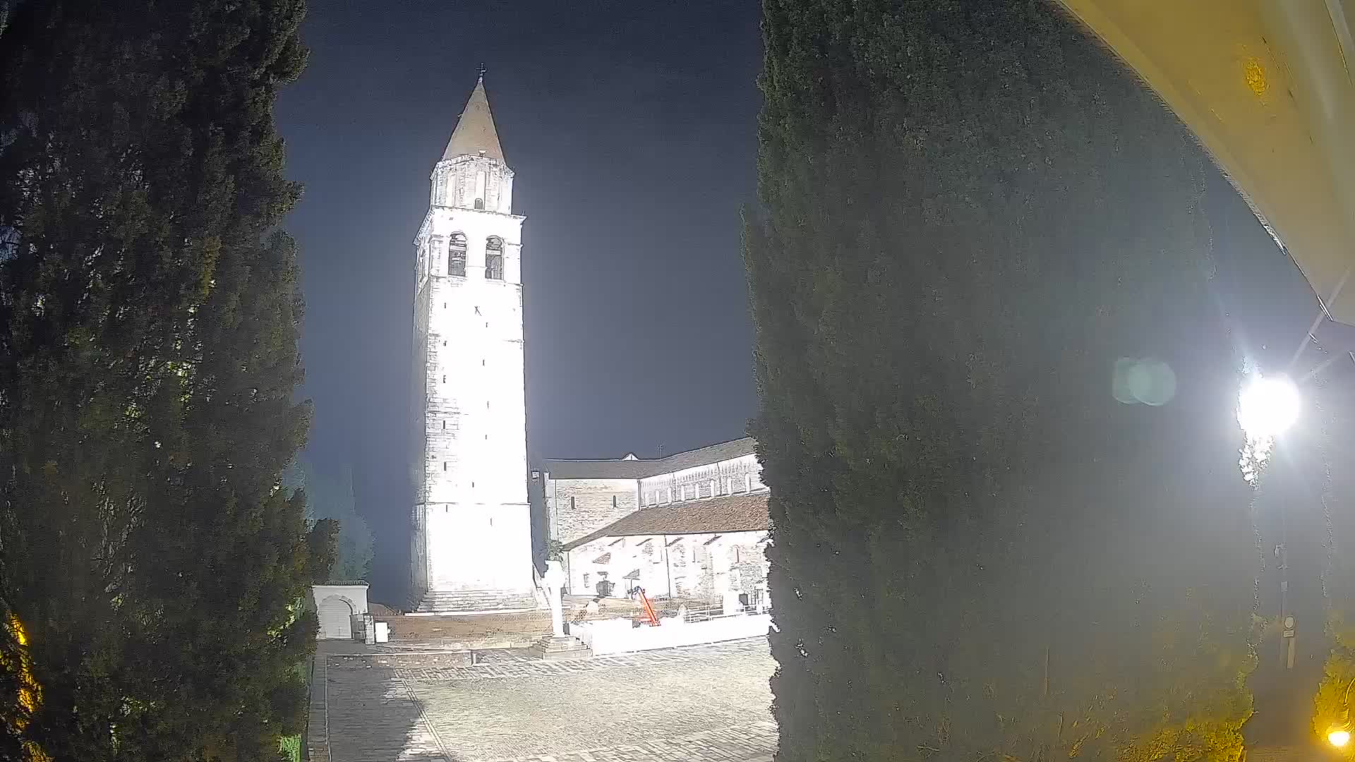 Akvileja – trg Capitolo