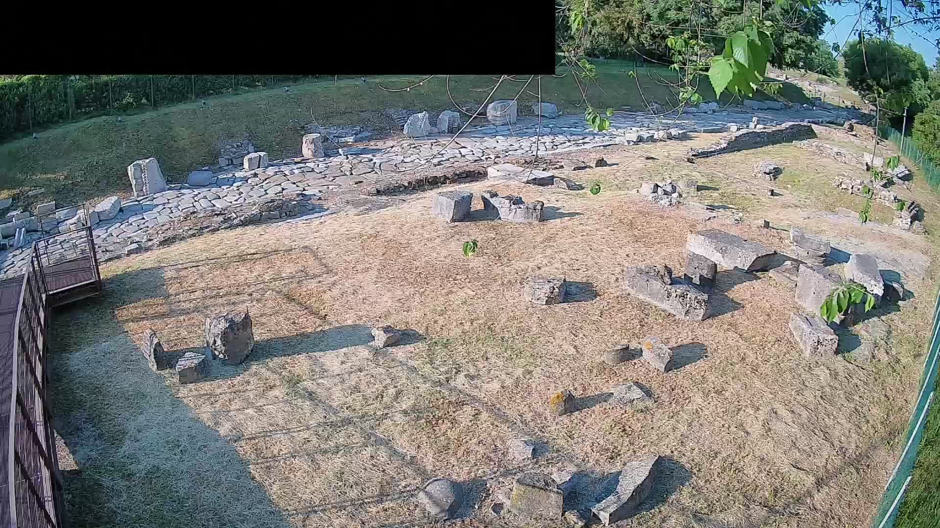 Akvileja – Decumano di Aratria Galla