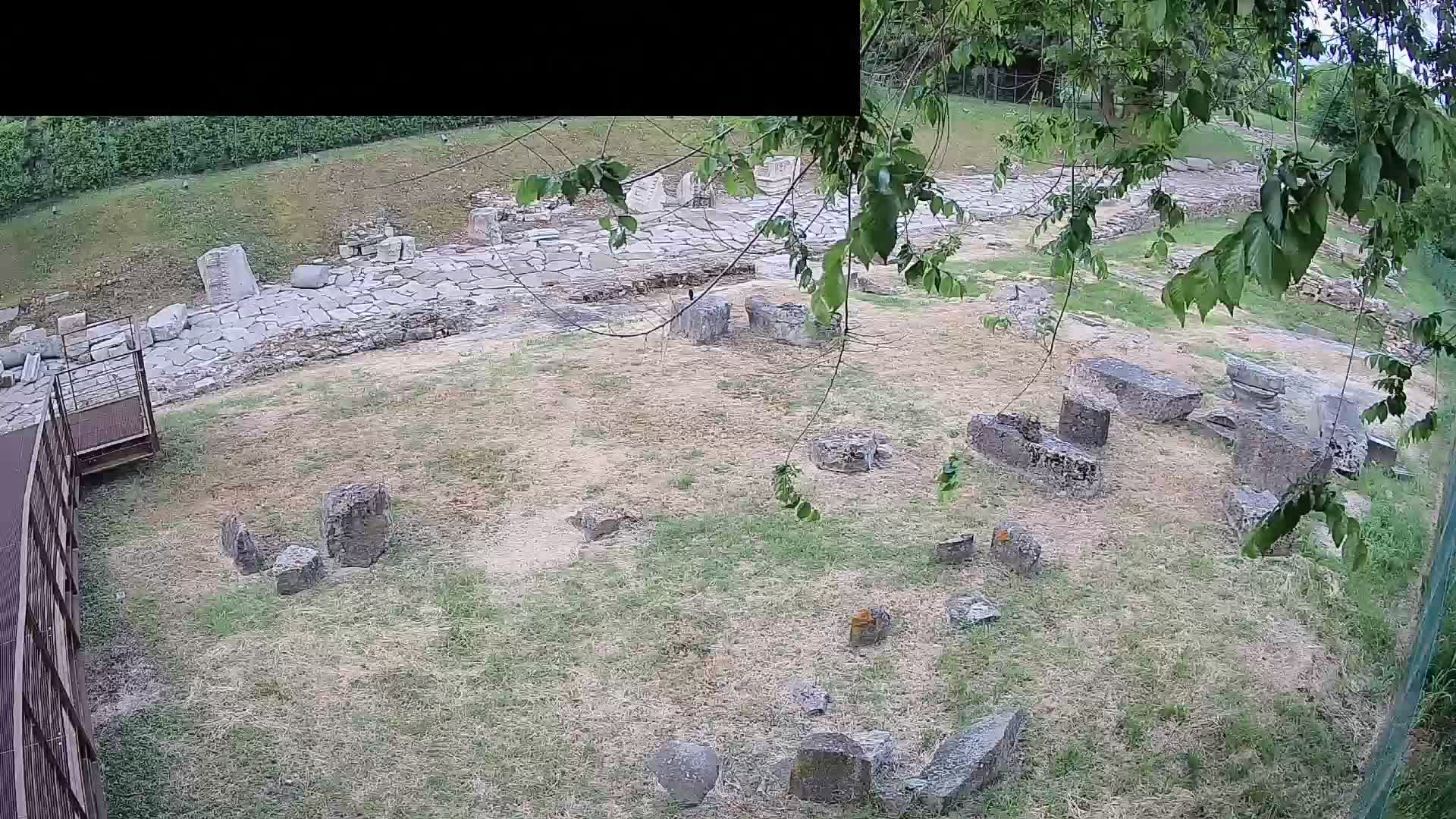 Akvileja – Decumano di Aratria Galla