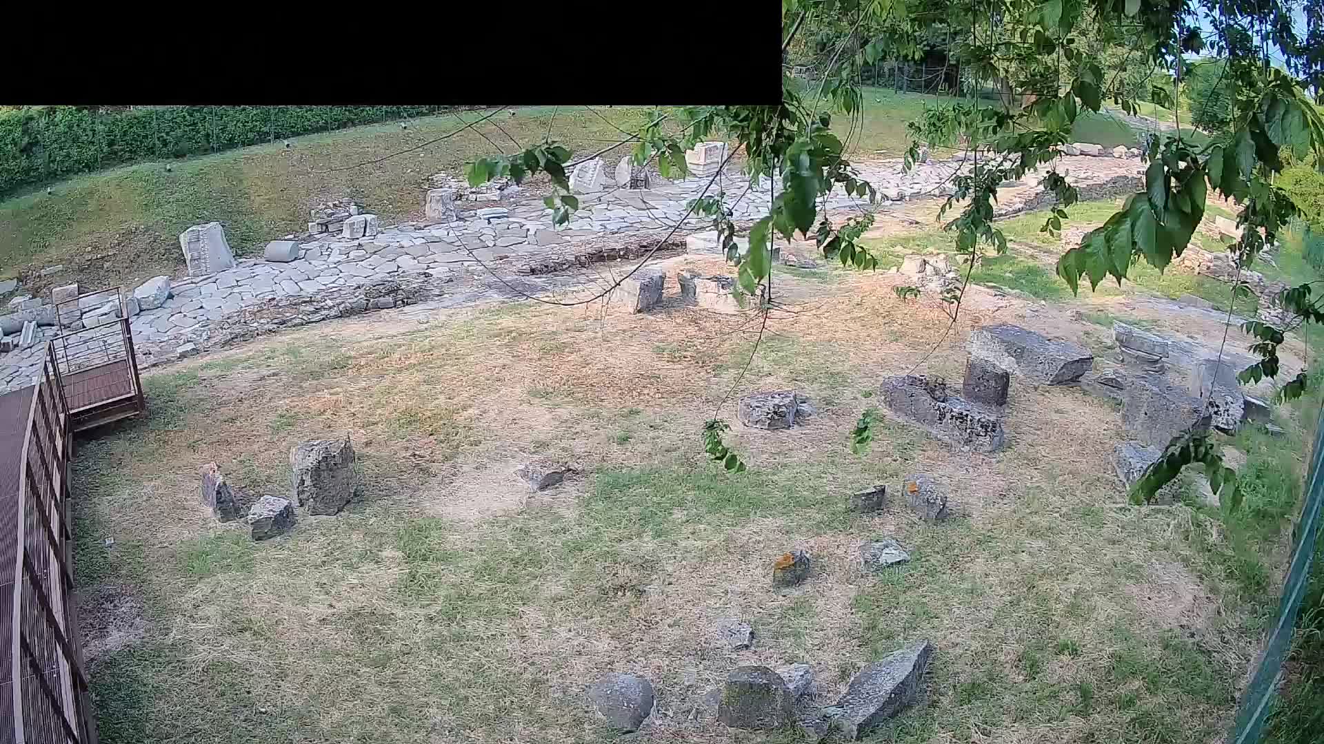 Akvileja – Decumano di Aratria Galla
