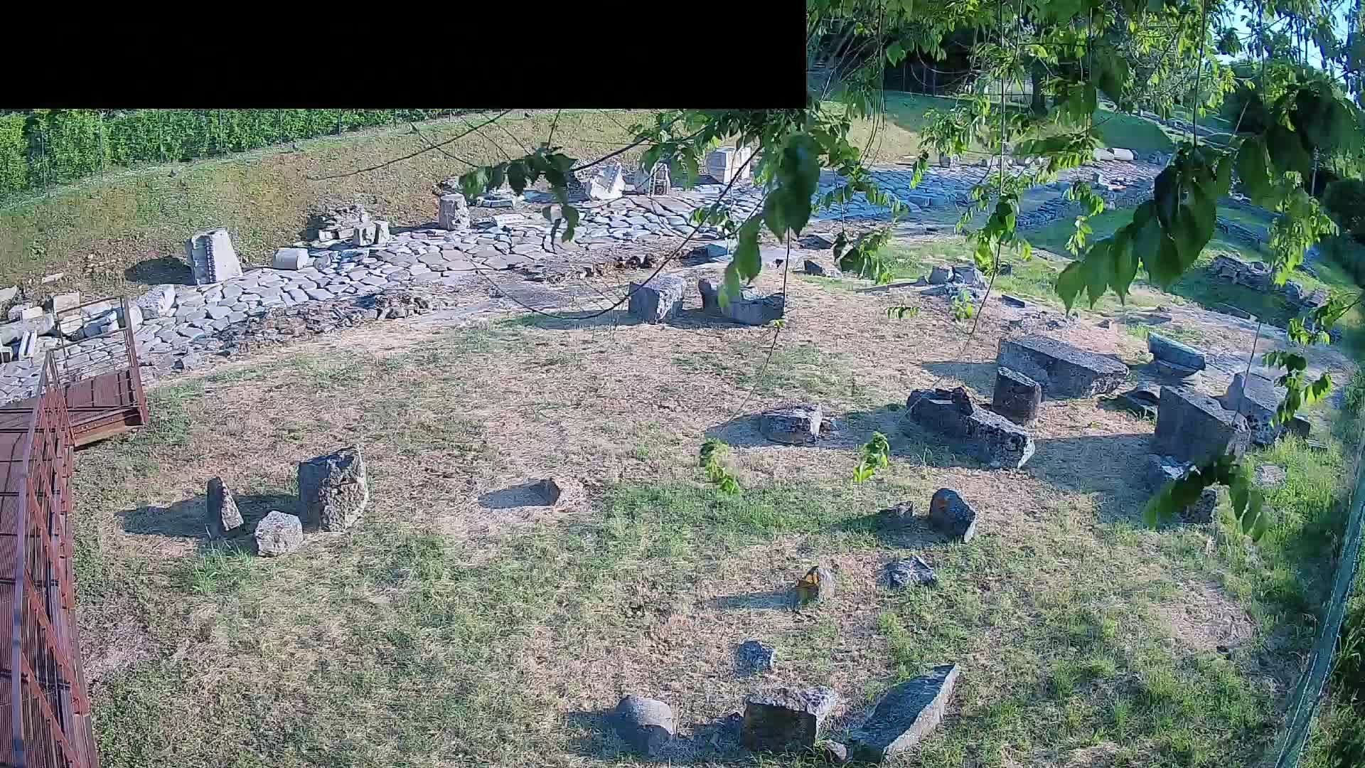 Akvileja – Decumano di Aratria Galla
