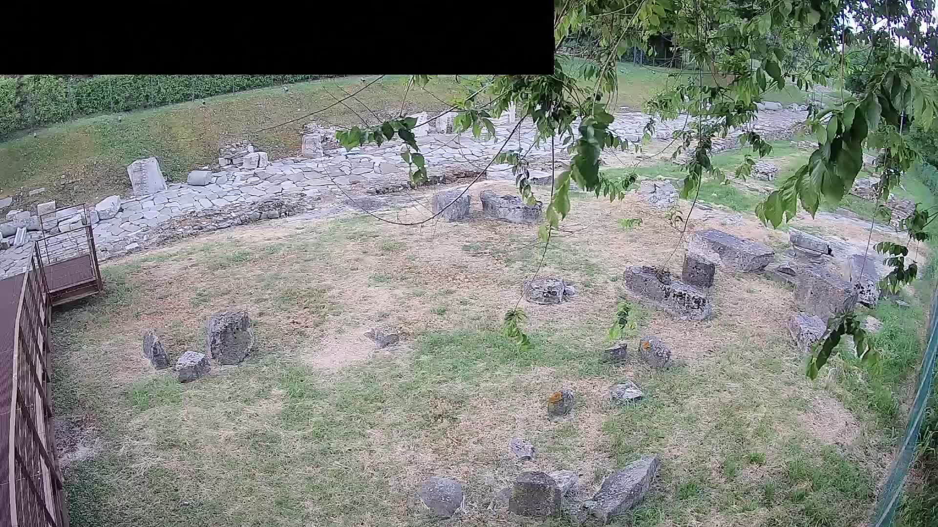 Akvileja – Decumano di Aratria Galla