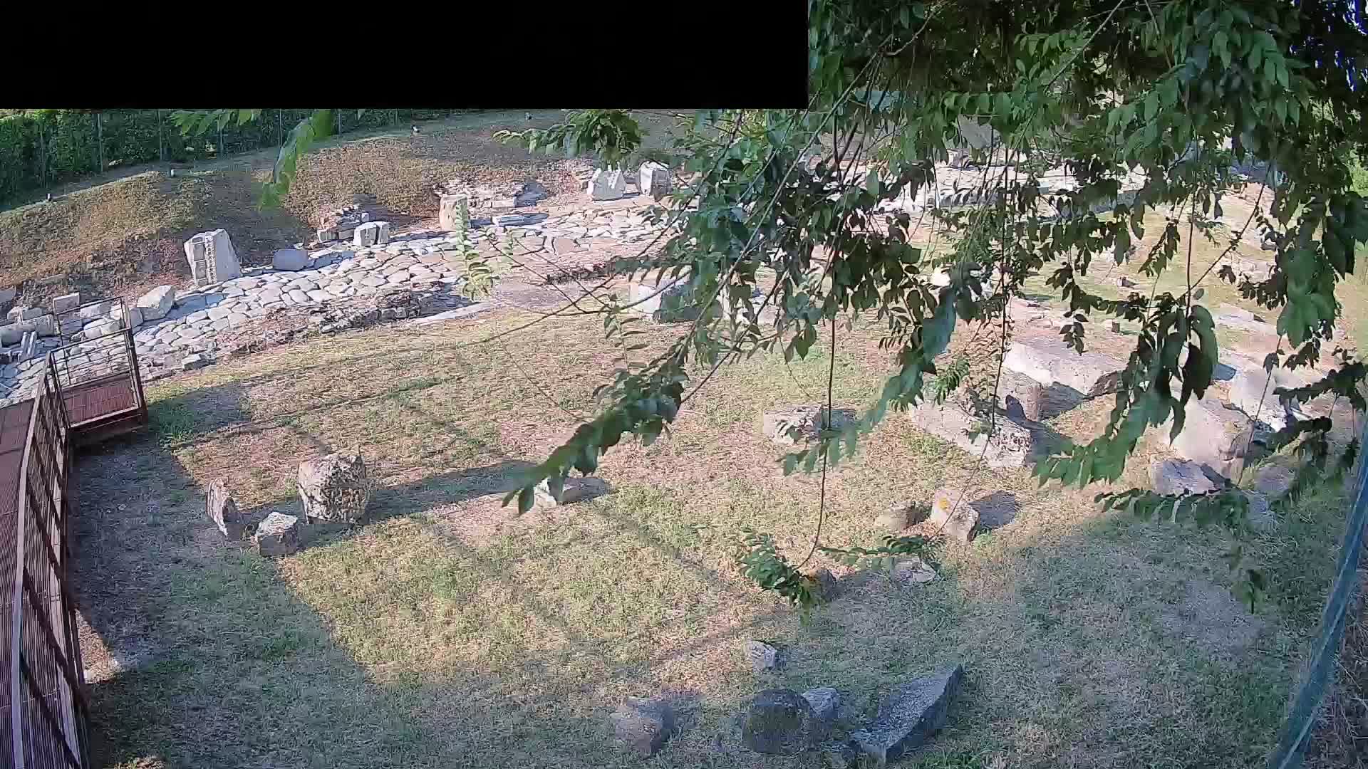 Akvileja – Decumano di Aratria Galla