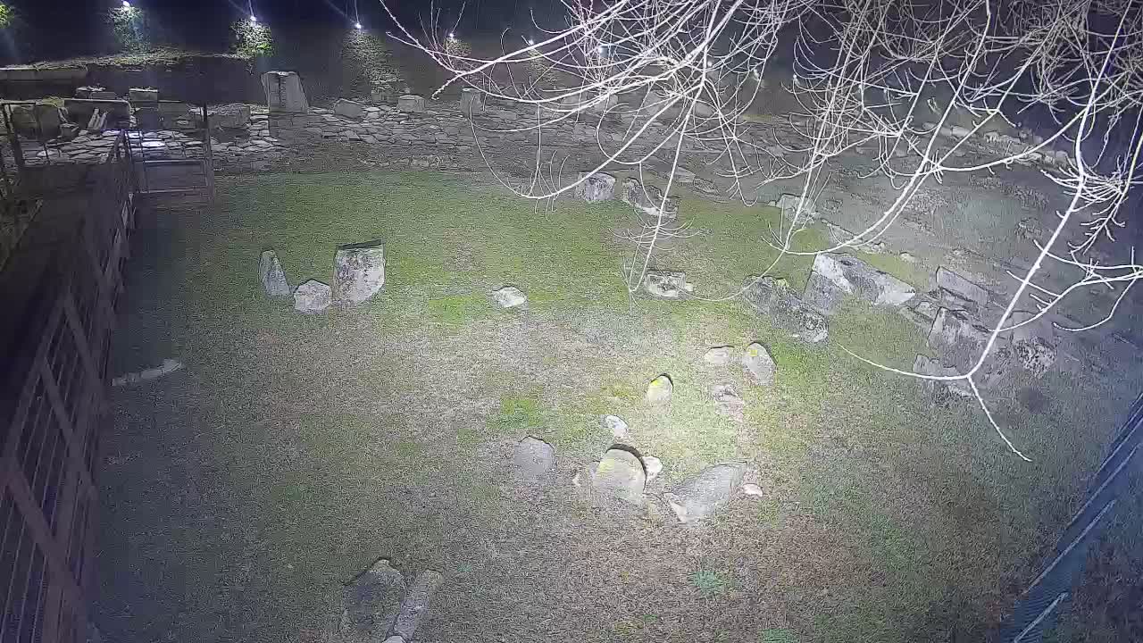 Akvileja – Decumano di Aratria Galla