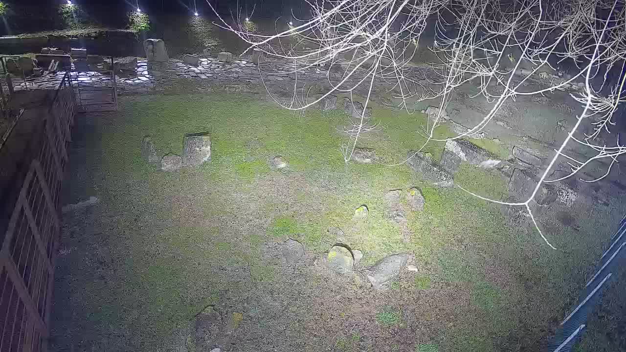 Akvileja – Decumano di Aratria Galla