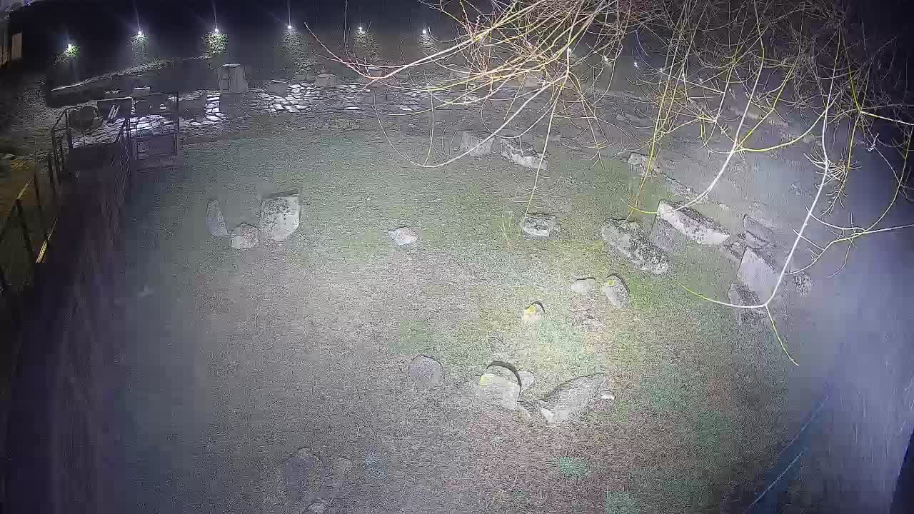 Akvileja – Decumano di Aratria Galla