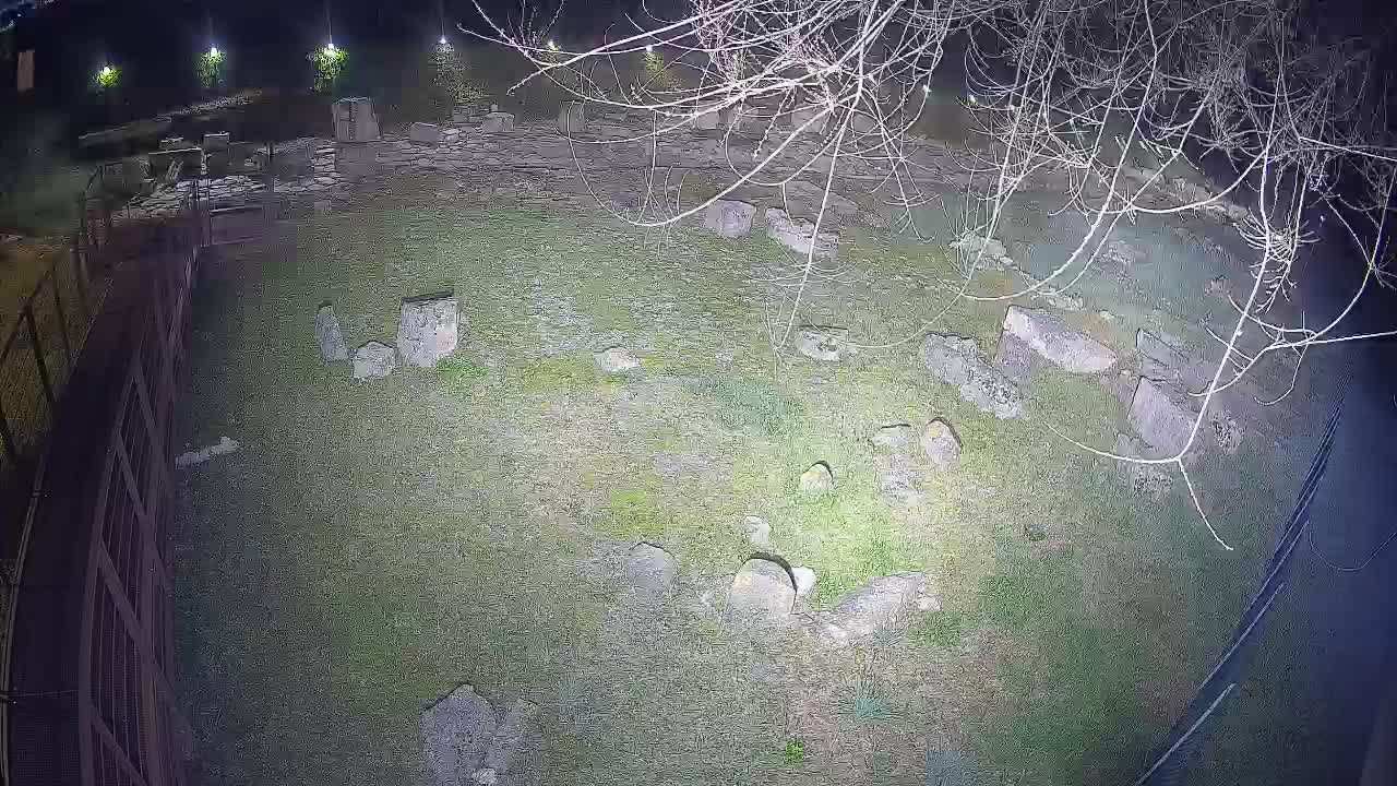 Akvileja – Decumano di Aratria Galla