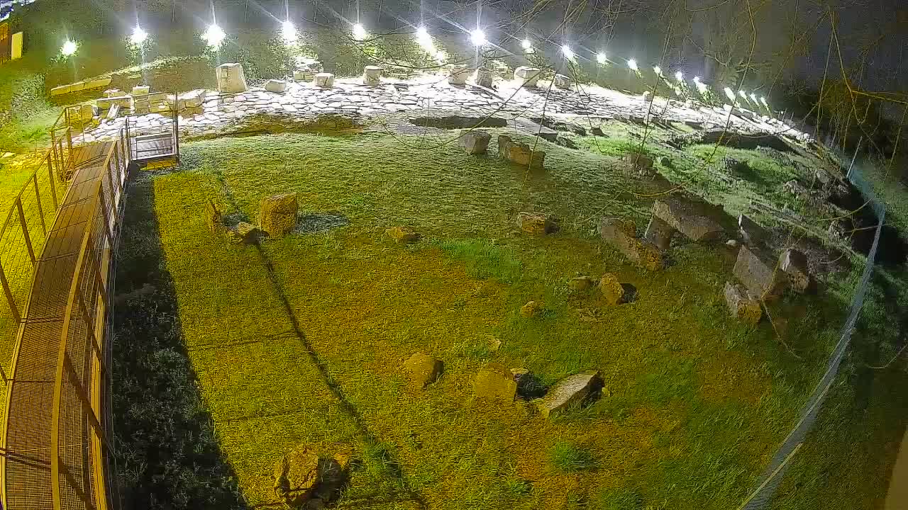 Akvileja – Decumano di Aratria Galla