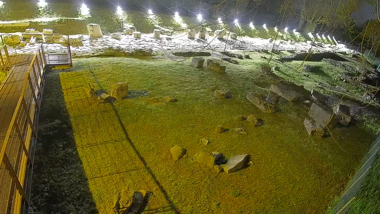 Akvileja – Decumano di Aratria Galla