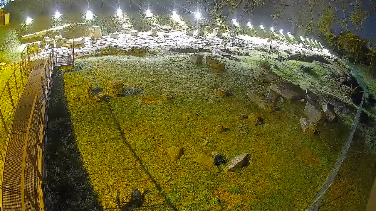 Akvileja – Decumano di Aratria Galla